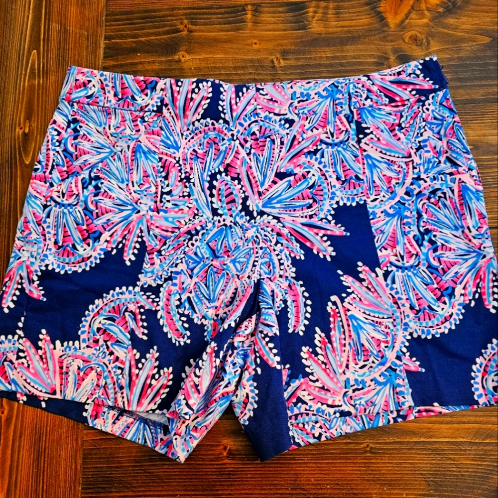Lilly Pultizer, Women's Size 8, Arabeth Side Zip Shorts